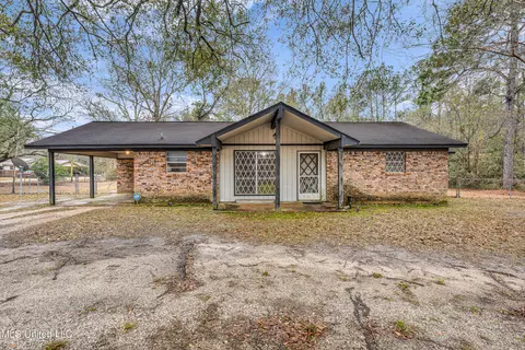 6200 Hurley Wade Rd, Moss Point, MS 39562