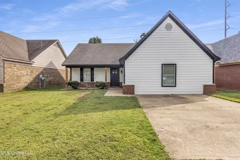 3031 S Caitlynn Cir, Horn Lake, MS 38637