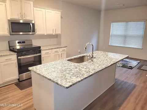 239 Copper Creek Dr, Clinton, MS 39056 photo 7