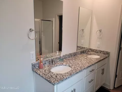239 Copper Creek Dr, Clinton, MS 39056 photo 13
