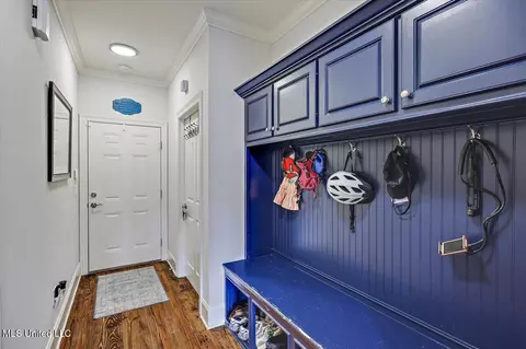 Entry Way - 140 Glenwild Trl, Canton, MS 39046 photo 3 of 3