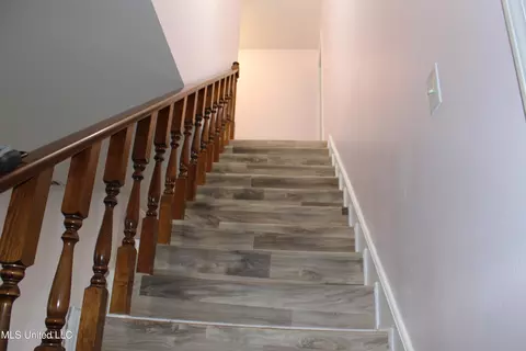 Entry Way - 4444 Christopher St, Moss Point, MS 39563 photo 1 of 3