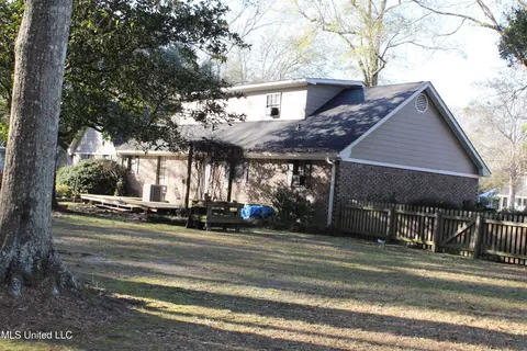 Exterior - 4444 Christopher St, Moss Point, MS 39563 photo 3 of 6