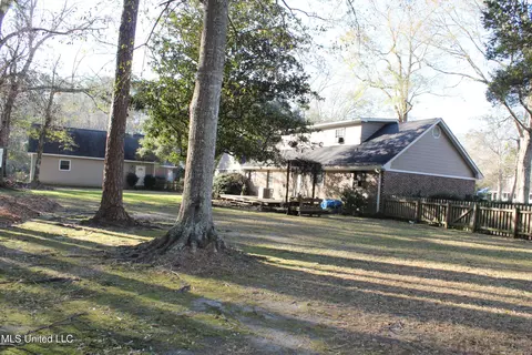 Exterior - 4444 Christopher St, Moss Point, MS 39563 photo 5 of 6