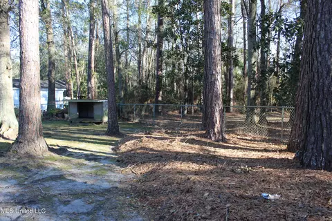 Exterior - 4444 Christopher St, Moss Point, MS 39563 photo 6 of 6