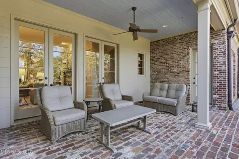 Exterior - 114 Meadowbrook N, Jackson, MS 39211 photo 6 of 10