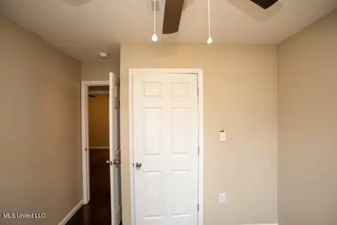 Bedroom - 3725 Thomas Jefferson Rd, Jackson, MS 39213 photo 3 of 3