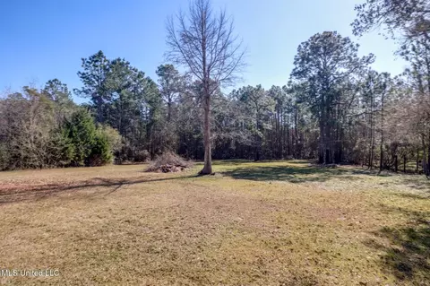 Exterior - 20273 Landon Rd, Gulfport, MS 39503 photo 3 of 5