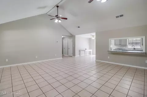 Living - 20273 Landon Rd, Gulfport, MS 39503 photo 1 of 4