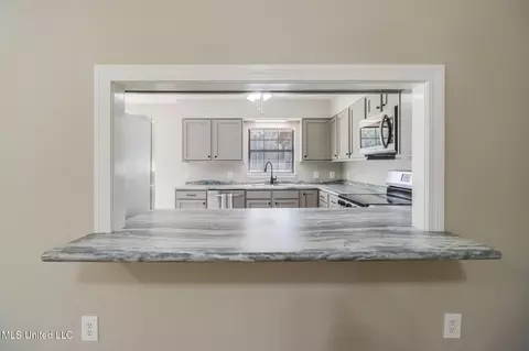 Kitchen - 20273 Landon Rd, Gulfport, MS 39503 photo 3 of 3