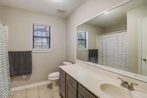 Bath - 20273 Landon Rd, Gulfport, MS 39503 photo 3 of 3