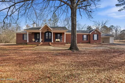 111 Corley Cir, Brandon, MS 39042