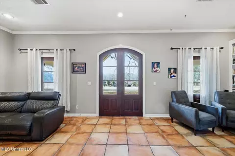 Entry Way - 111 Corley Cir, Brandon, MS 39042 photo 1 of 2