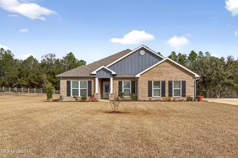 18927 Harrington Cir, Biloxi, MS 39532