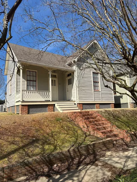308 N Rankin St, Natchez, MS 39120