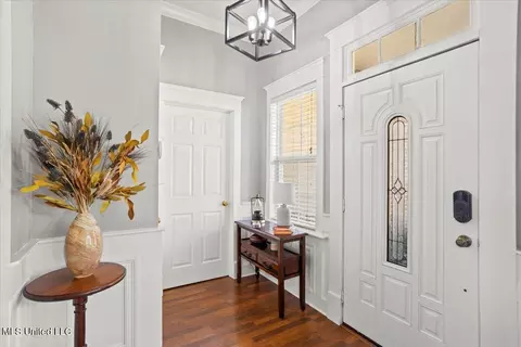 Entry Way - 108 Pointe Dr, Summit, MS 39666 photo 1 of 1
