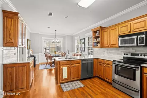 Kitchen - 108 Pointe Dr, Summit, MS 39666 photo 3 of 3