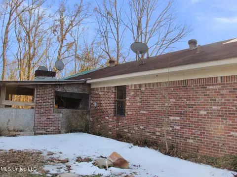 Exterior - 475 Truslow Rd, Sarah, MS 38665 photo 4 of 6