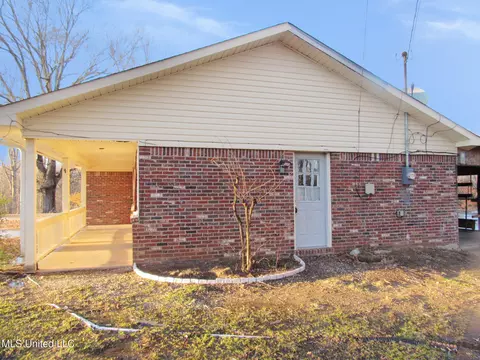 Exterior - 475 Truslow Rd, Sarah, MS 38665 photo 2 of 6
