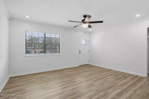 Living - 1062 Westway St, Jackson, MS 39212 photo 3 of 3
