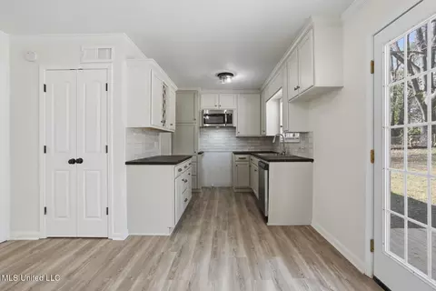 Other - 1062 Westway St, Jackson, MS 39212 photo 2 of 4