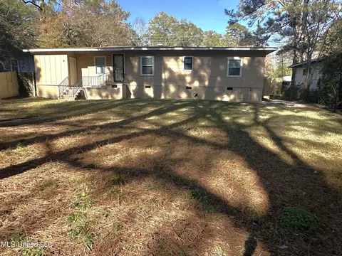 Exterior - 359 Cummins St, Jackson, MS 39204 photo 1 of 5