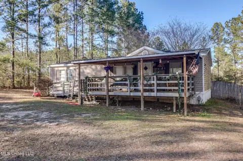 20220 Gordon St, Saucier, MS 39574 photo 2