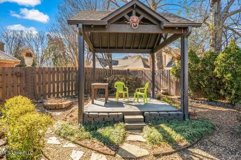 Exterior - 6705 Player Dr, Olive Branch, MS 38654 photo 8 of 10