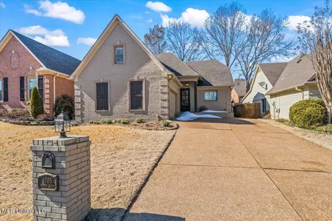 Exterior - 6705 Player Dr, Olive Branch, MS 38654 photo 4 of 10