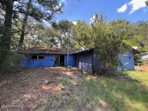 3913 Us 51, Canton, MS 39046