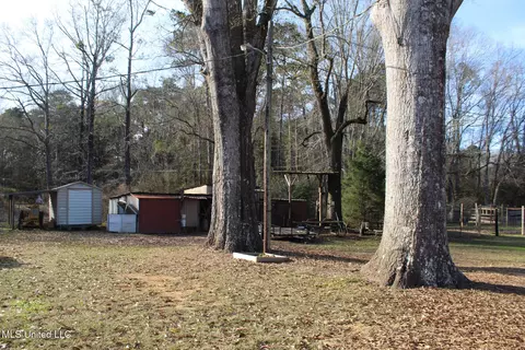 Exterior - 1135 Ward Jackson Rd, Summit, MS 39666 photo 2 of 3