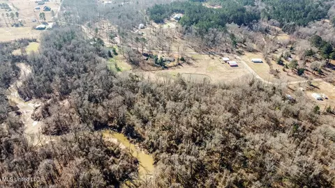187 W Petros Rd, Pearl, MS 39208