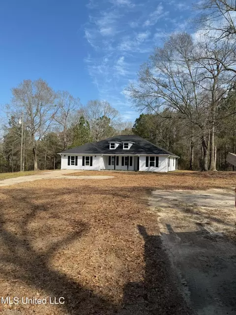 21 Twin Oaks Ln, Wiggins, MS 39577
