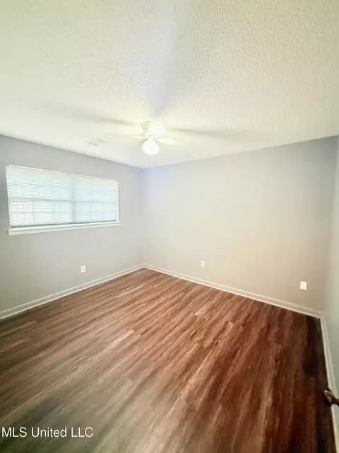 Bedroom - 649 Old Hickory Rd, Grenada, MS 38901 photo 1 of 1