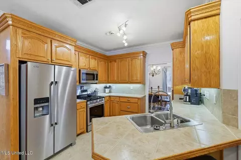 Kitchen - 103 Cody Ln, Brandon, MS 39042 photo 1 of 4