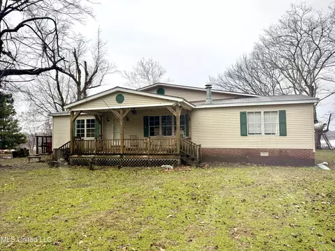 74 Blue Water Rd, Alligator, MS 38720