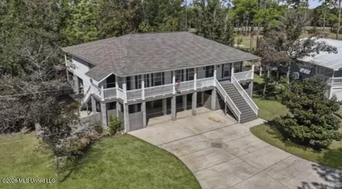 133 Poinsetta Loop, Pass Christian, MS 39571