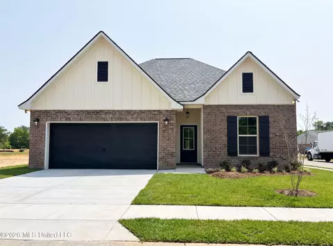 1351 Redfish Dr, Gulfport, MS 39507