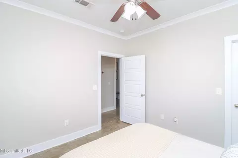 Bedroom - 405 Elen Ct, Brandon, MS 39042 photo 9 of 13