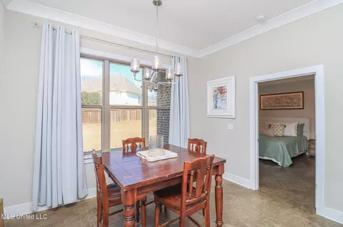 Dining - 405 Elen Ct, Brandon, MS 39042 photo 1 of 3
