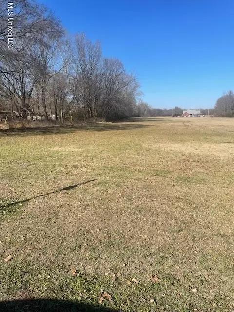 lot14 Sunnybrook Dr, Senatobia, MS 38668