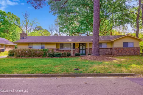 5804 Sedgwick Dr, Jackson, MS 39211