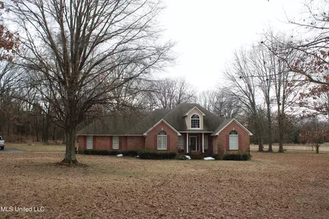 5905 White Wing Cv, Olive Branch, MS 38654