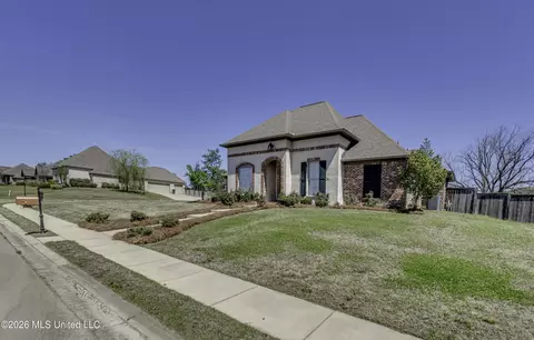 Exterior - 158 Hampton Hills Blvd, Canton, MS 39046 photo 4 of 10