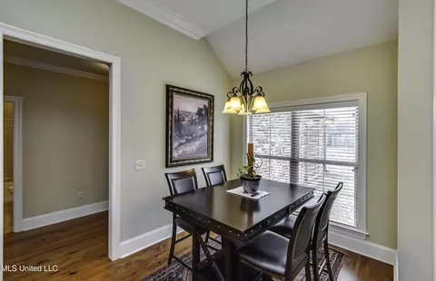 Dining - 158 Hampton Hills Blvd, Canton, MS 39046 photo 2 of 3