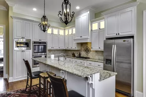 Kitchen - 158 Hampton Hills Blvd, Canton, MS 39046 photo 5 of 7