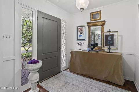 Entry Way - 2467 E Northside Dr, Jackson, MS 39211 photo 1 of 1