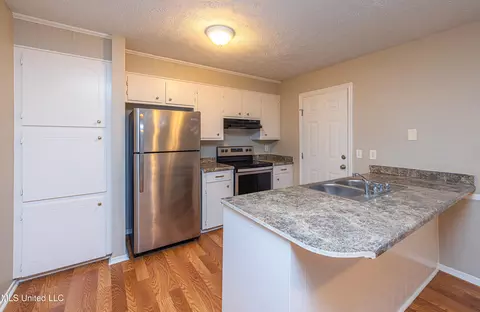 Kitchen - 126 Pine Cv, Jackson, MS 39212 photo 1 of 1