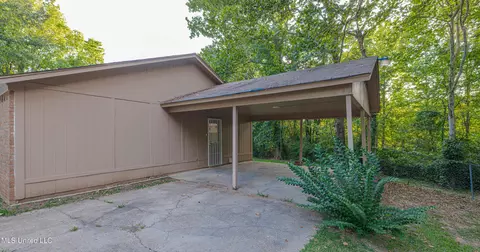 Exterior - 126 Pine Cv, Jackson, MS 39212 photo 3 of 7