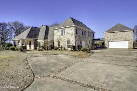 Exterior - 702 Tanglewood Dr, Madison, MS 39110 photo 23 of 25